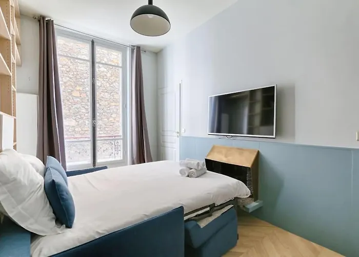 Daire Champs Elysees Marbeuf Magnifique 4p Paris